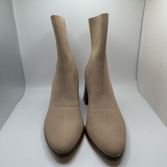 CUSHIONAIRE Women's Stretch boot +Memory Foam 9 TAN - Picture 2 of 7